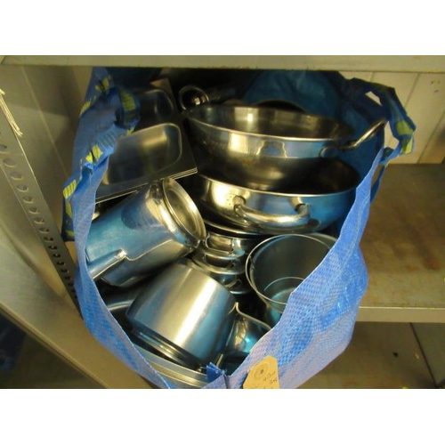 469 - LARGE BAG OF PANS ETC