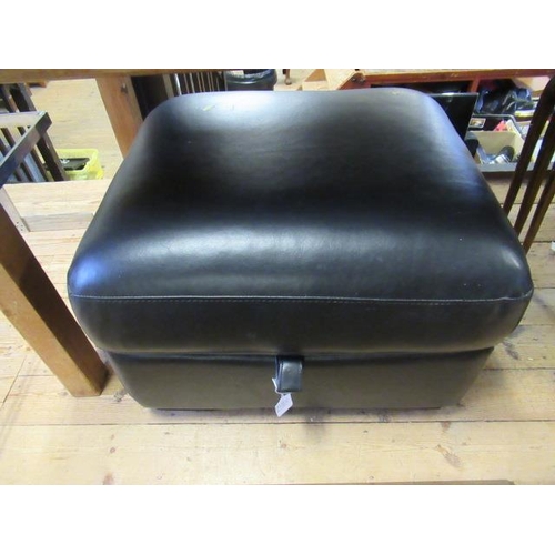 622 - LEATHER SCS STORAGE POUFFE