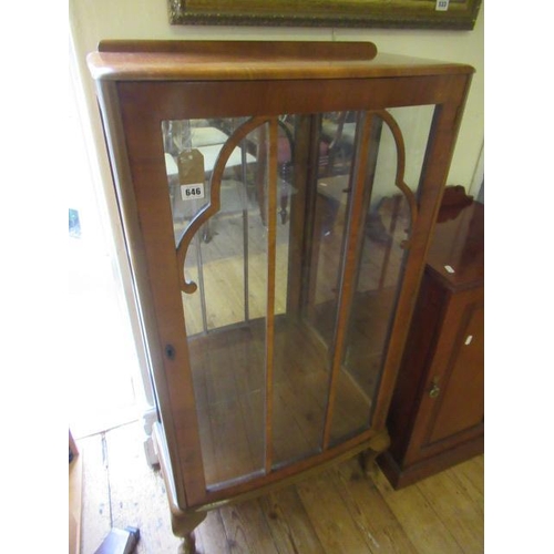 646 - 1930S WALNUT DISPLAY CABINET