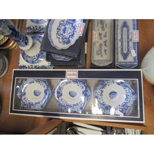 235 - QUANTITY OF BLUE AND WHITE SPODE CERAMICS