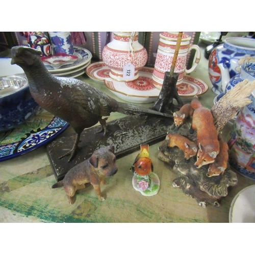 123 - QUANTITY OF BIRD AND ANIMAL ORNAMENTS AND A PIPE