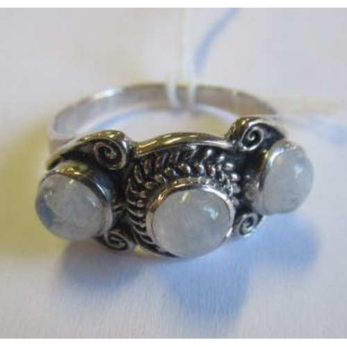 183 - MOONSTONE SET SILVER RING