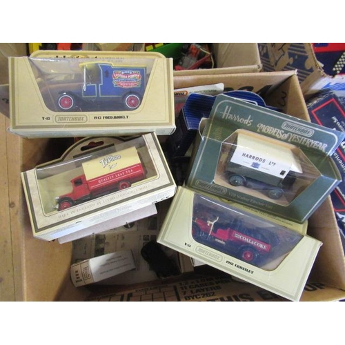 443 - BOX OF DIECAST CARS ETC