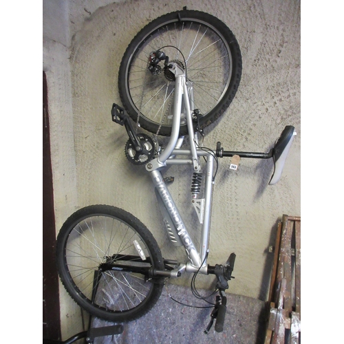 563 - DIAMOND BACK MOUNTAIN BIKE