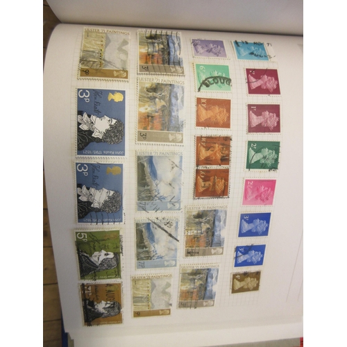 609 - BOX OF WORLD AND BRITISH STAMP ALBUMS