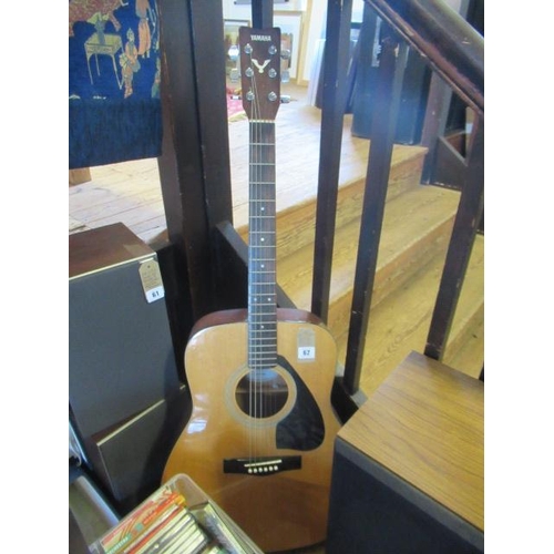 62 - YAMAHA ACOUSTIC GUITAR