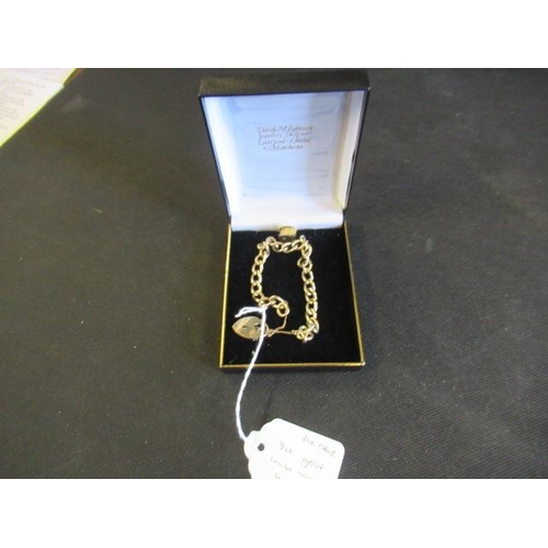 216 - 9CT GOLD CURB LINK BRACELET 21.3g