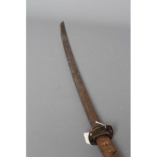 353 - A JAPANESE KATANA, Edo period, with 24 3/4