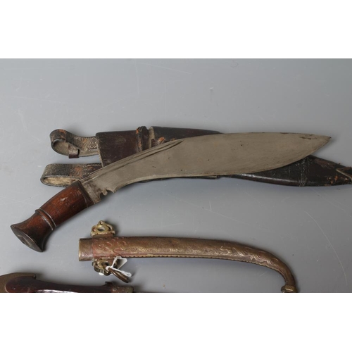 397 - A MILITARY GHURKA KUKRI, the 13 1/2