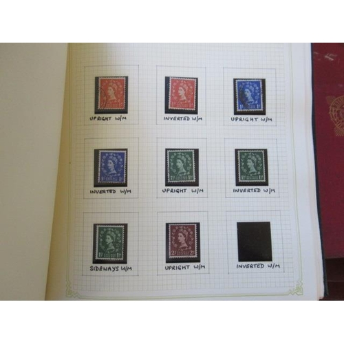 746 - BOX OF GREAT BRITAIN STAMP ALBUMS