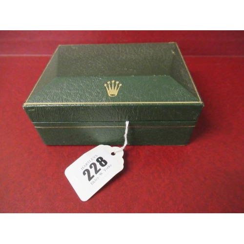 228 - MONTRES ROLEX GREEN LEATHER BOX