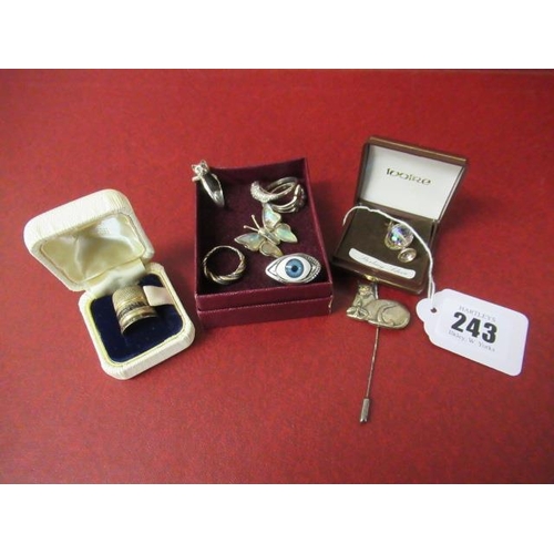 243 - SILVER THIMBLE, RINGS AND COSTUME JEWELLERY