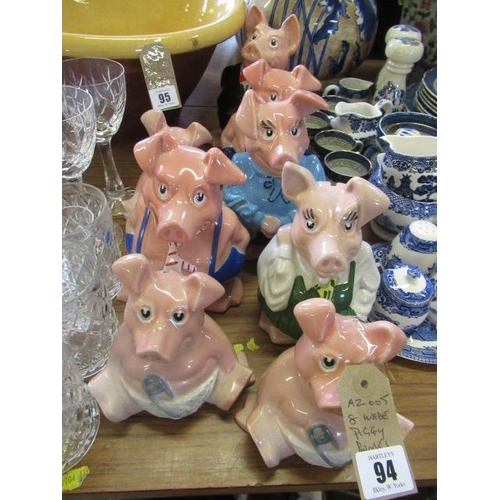 94 - EIGHT WADE PIGGY BANKS