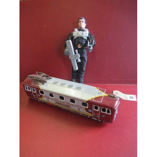 Lot 33        