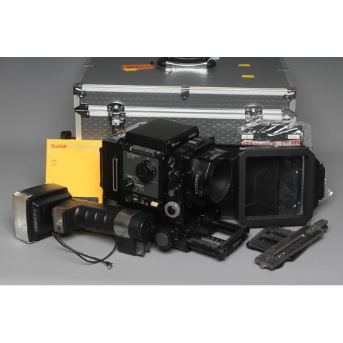 482 - A FUJI GX680 II PROFESSIONAL CAMERA with 135 1:5.6 EBC Fujinon GX lens, Metz 45 CT-5 flash and alloy... 
