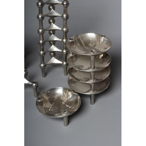 499 - WERNER STOFF FOR NAGEL - a set of fourteen Variante S22 Konzept cast chrome modular triple candle ho... 