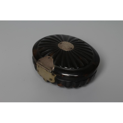 163 - A SILVER MOUNTED TORTOISESHELL SNUFF BOX, mid 18th century, of rounded oblong form with a piquework ... 