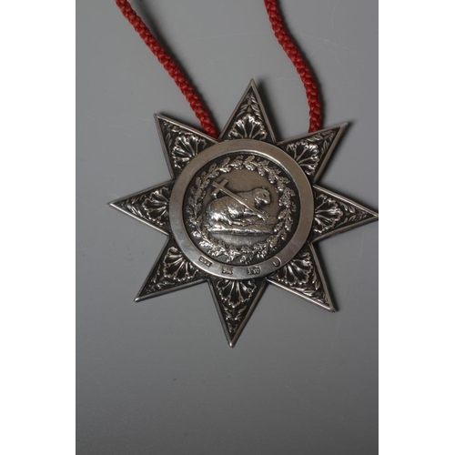 134 - A WILLIAM IV KNIGHTS TEMPLAR SILVER BADGE by James Dixon & Son, Sheffield 1837, the eight point star... 