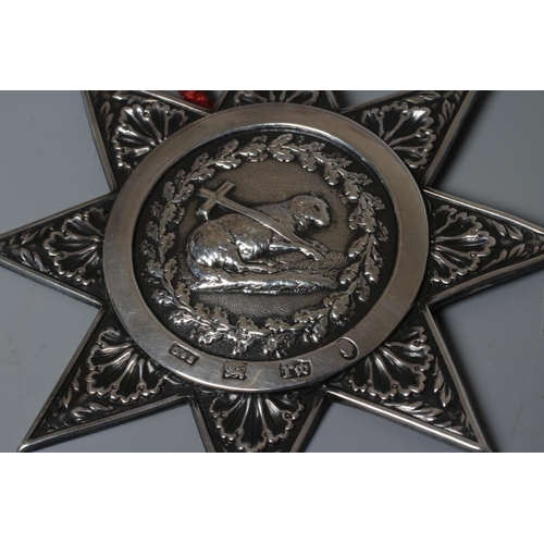 134 - A WILLIAM IV KNIGHTS TEMPLAR SILVER BADGE by James Dixon & Son, Sheffield 1837, the eight point star... 