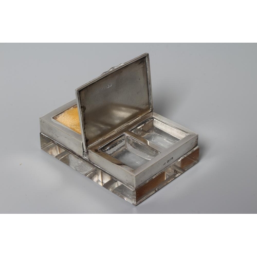148 - OF PHILATELIC INTEREST - A GEORGE V SILVER MOUNTED GLASS STAMP BOX by Stuart Clifford & Co., London ... 