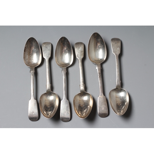 139 - A SET OF SIX WILLIAM IV SILVER FIDDLE PATTERN DESSERT SPOONS by David Phillips, London 1837, engrave... 