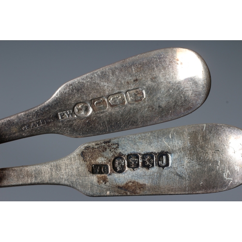 140 - A SET OF SIX VICTORIAN IRISH SILVER FIDDLE PATTERN TEASPOONS, maker's mark J.S, Dublin 1875, engrave... 