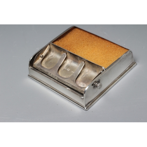 152 - OF PHILATELIC INTEREST - A LATE VICTORIAN SILVER TRIPLE STAMP HOLDER by Sampson Mordan, London 1901,... 