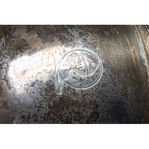 174 - A GEORGE IV SILVER WINE FUNNEL, maker's mark possibly WE, London 1829, with everted gadrooned rim an... 