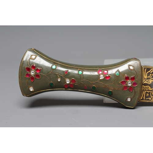 353 - AN INDIAN KHANJAR DAGGER, the 11 1/4