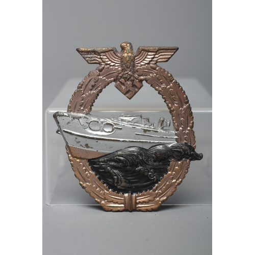 392 - A GERMAN THIRD REICH E-BOAT BADGE, 2nd pattern, by AS Gablonz, lateral pin and suspension hook