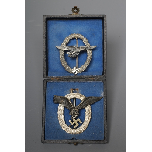 396 - TWO GERMAN THIRD REICH LUFTWAFFE BADGES, comprising a boxed Pilot Observer badge stamped GWL, and a ... 