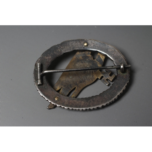 397 - A GERMAN THIRD REICH PARATROOPER BADGE by G. E. Juncker, with vertical pin