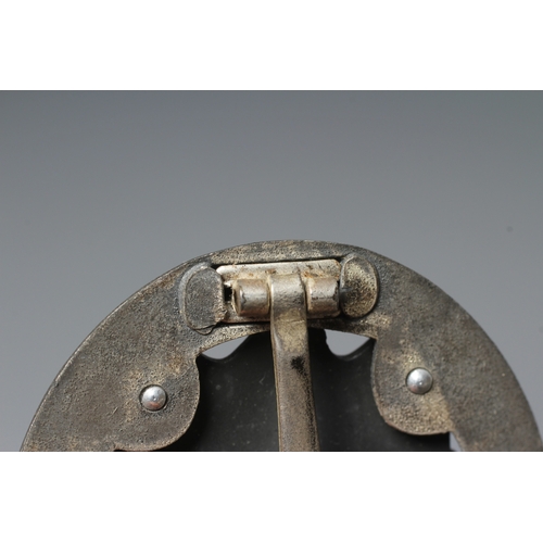 404 - A GERMAN THIRD REICH ASSAULT BADGE FOR 25 ENGAGEMENTS with JFS maker's marks, and vertical pin with ... 