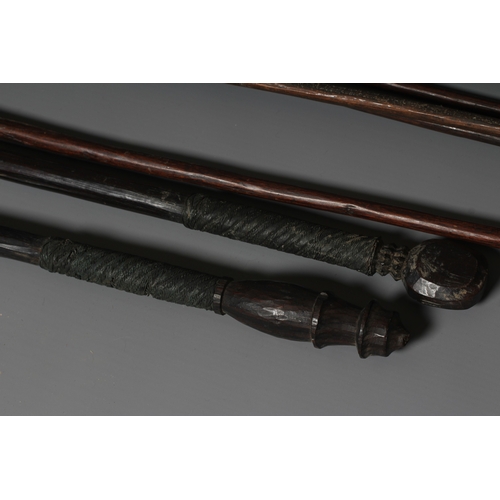 419 - EIGHT AFRICAN SPEARS, comprising six throwing spears, and two thrusting spears with hooked blades, w... 