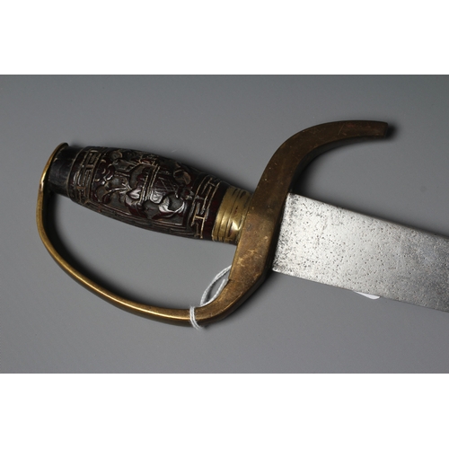 423 - A CHINESE HUDIEDAO SHORT SWORD with 19 3/4