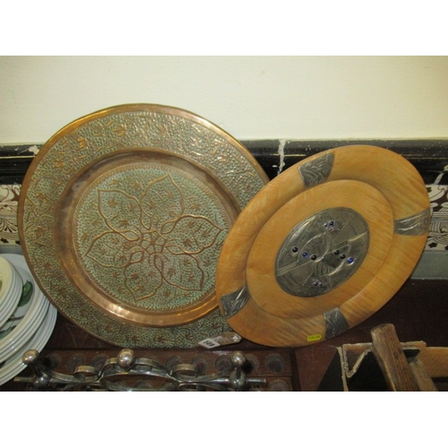 509 - EMBOSSED COPPER PLAQUE AND AN ARTS AND CRAFTS WOOD AND METAL PLATTER