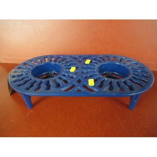 412 - ROBERT WELCH CAST IRON DOUBLE CANDLE HOLDER