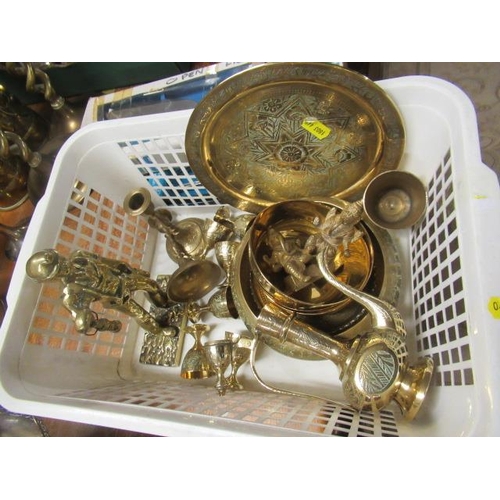 420 - BASKET OF DECORATIVE BRASSWARE INCLUDING MINER AND GANESH FIGURES