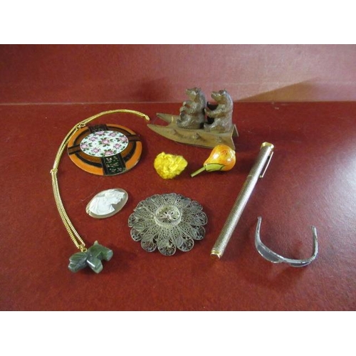 Lot 482       