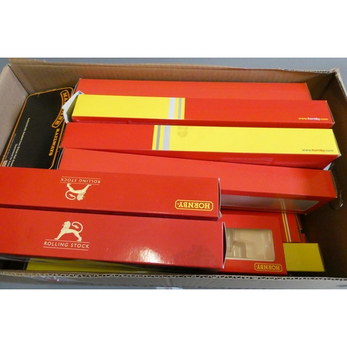 550 - Empty Hornby rolling stock boxes, good to excellent