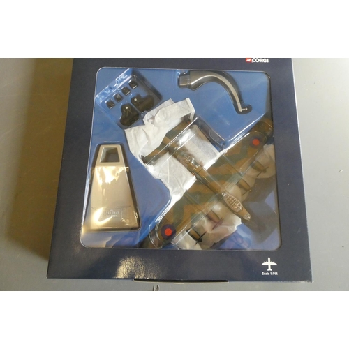 865 - Aviation Archive 1:144 scale Avro Lancaster Battle of Britain Memorial Flight. Boxed, mint