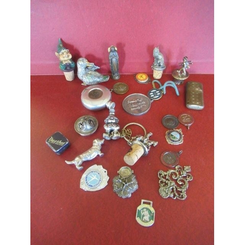 22 - BAG OF MISCELLANEOUS INCLUDING METAL ORNAMENTS