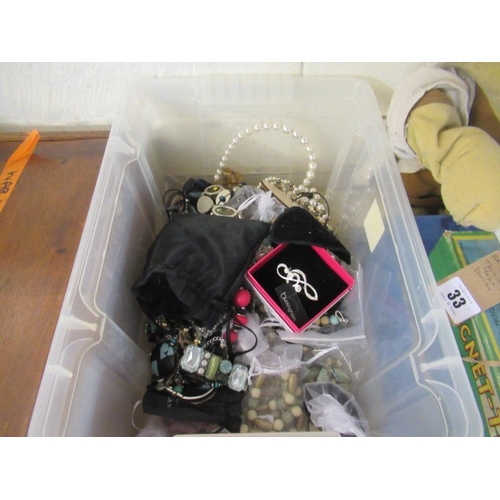 Lot 32        