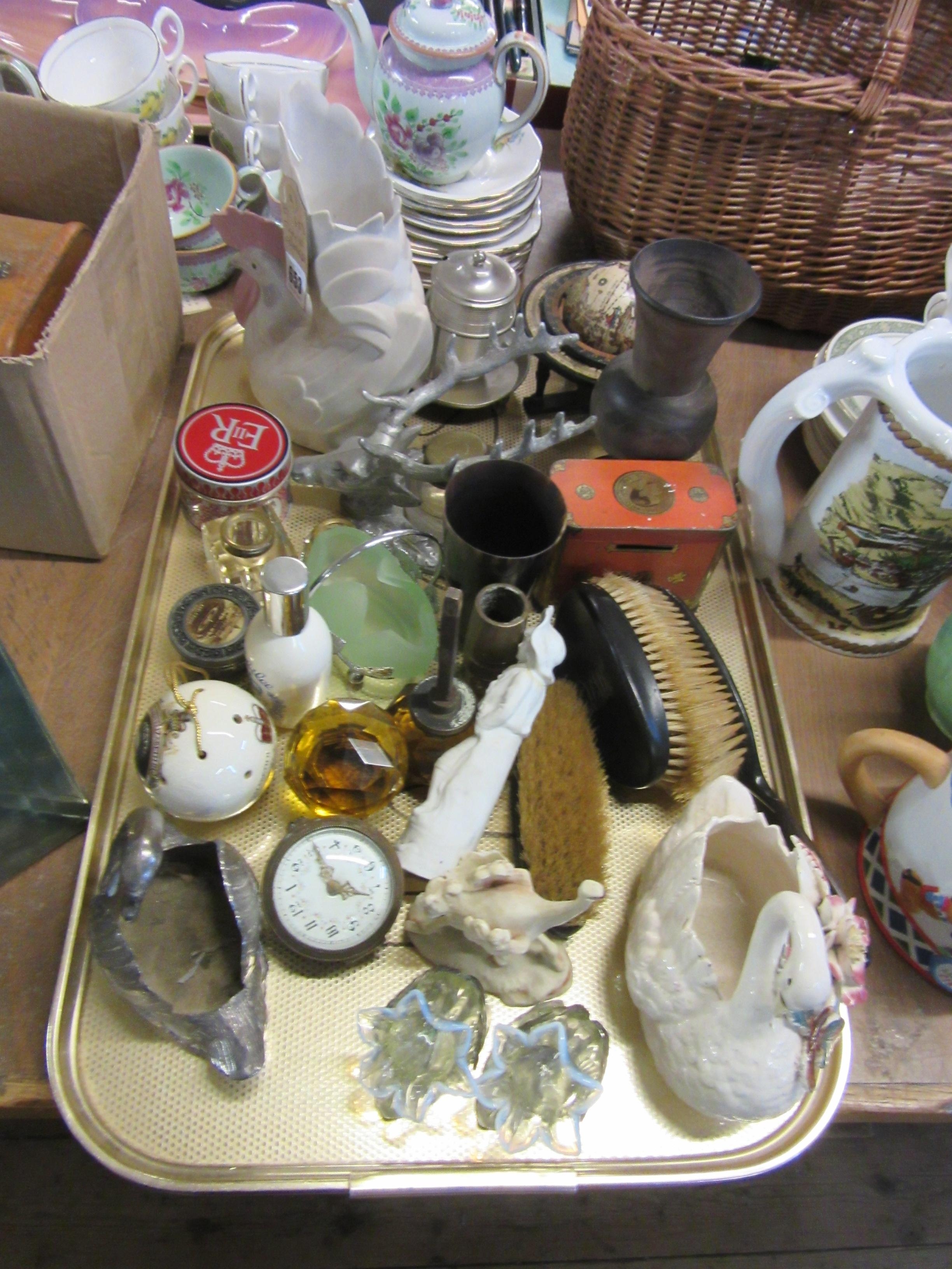 TRAY OF COLLECTABLES