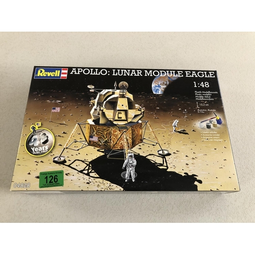 126 - revell apollo lunar module eagle 1/48