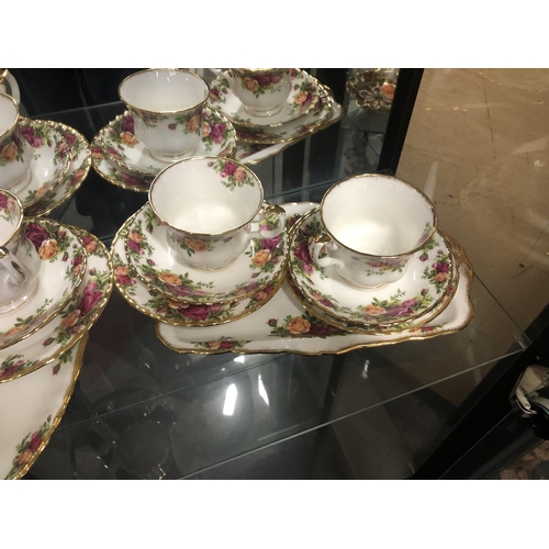 33 - royal albert country rose 6 piece tea set with sandwich and cake plates