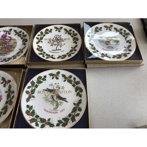 62 - royal grafton xmas plates x 7 1978, 1983,1985,1986,1976,1977,1979 all ex condition