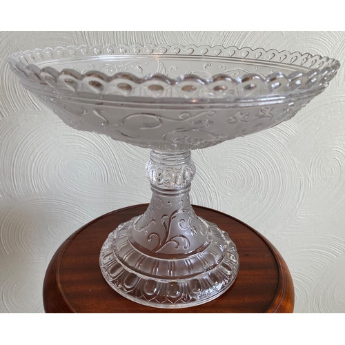 117 - Baccarat crystal compote in renaissance pattern circa 1890-1900