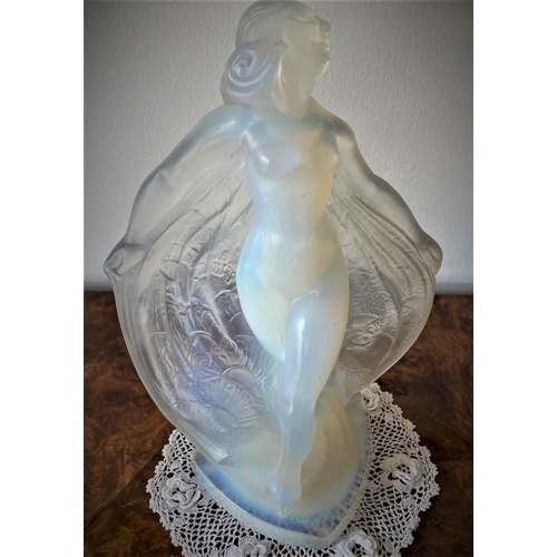 174 - 1930s french art deco glass figurine entitled elegant beauty by sabino glass of an attractive naked ... 