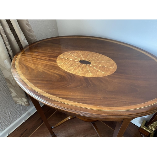 219 - Edwardian inlaid oval table 30